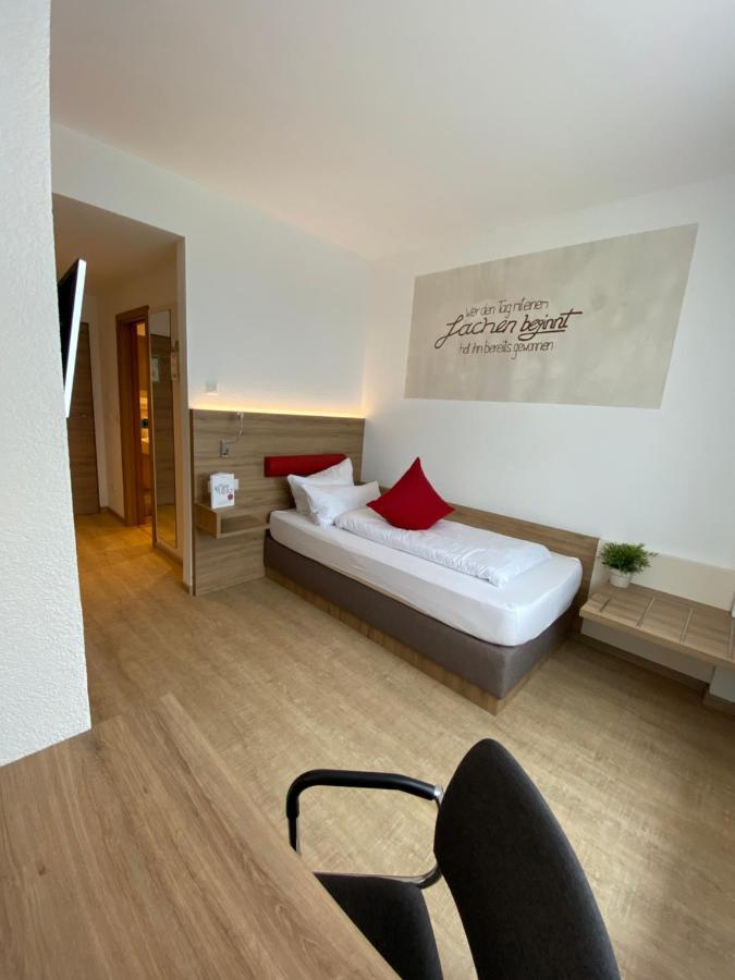 Hotel Asgard Gersthofen Exteriör bild