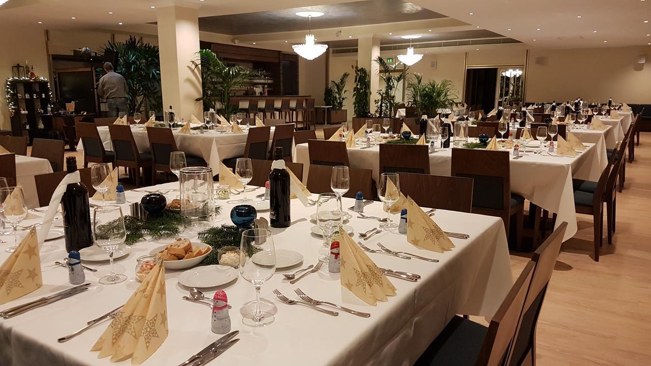Hotel Asgard Gersthofen Exteriör bild
